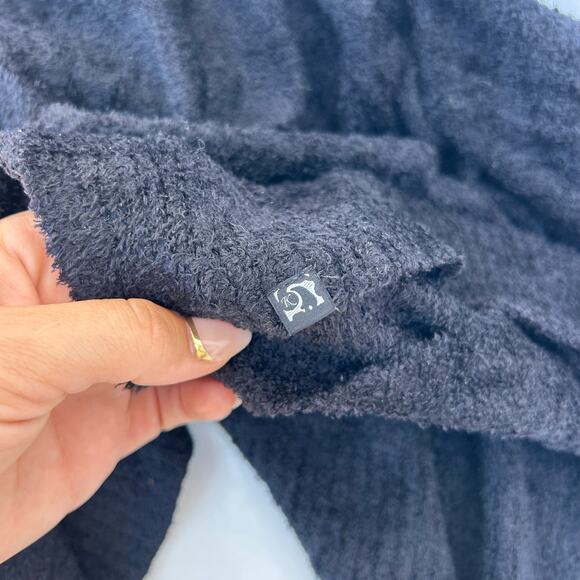 Kashwere Travel Poncho Kash-Ease Black One Size Cozy Fuzzy Soft Winter Shawl - Picture 9 of 10